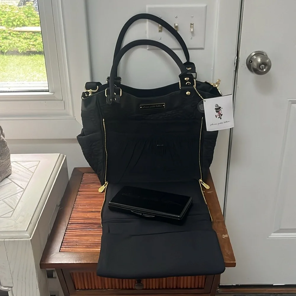 Petunia Pickle Bottom Central Park North Embossed City Carryall Diaper Bag,NWT